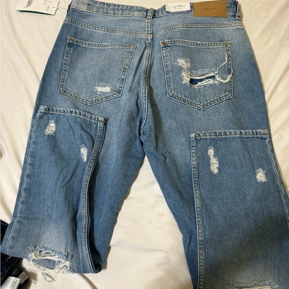 Jeans - Picture 4 of 4